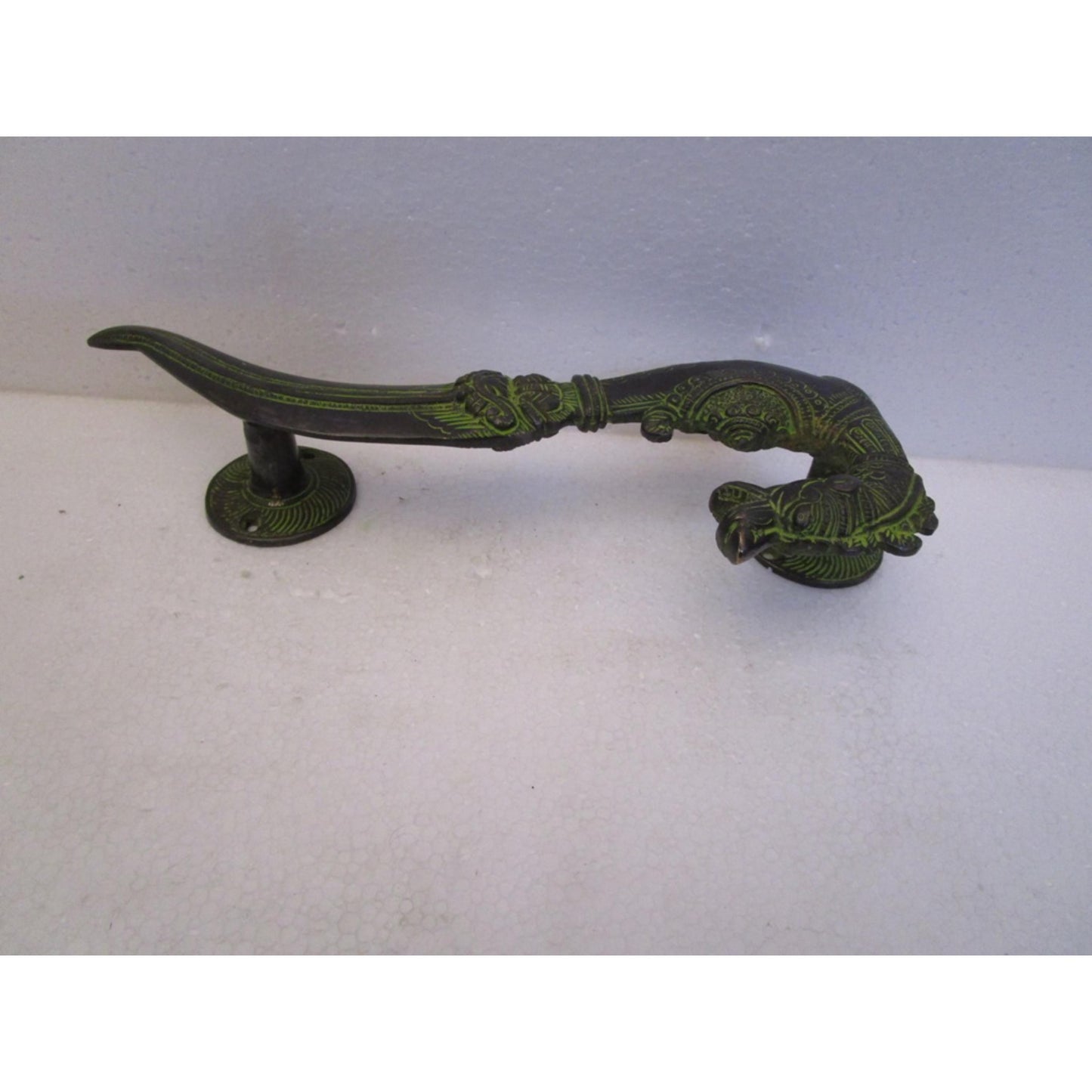 Vintage Style Door Handle Pair - Royal Collection (5253)