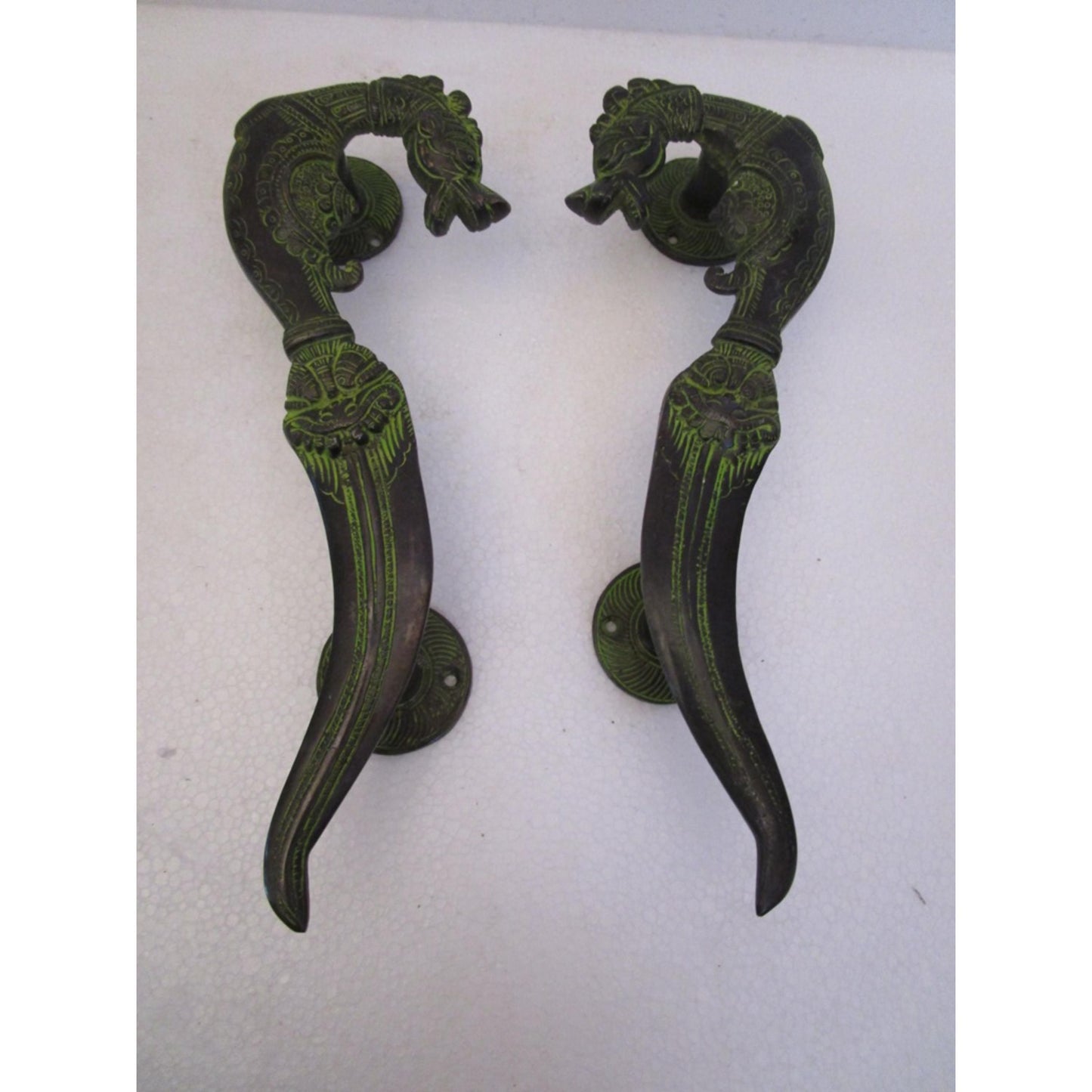 Vintage Style Door Handle Pair - Royal Collection (5253)